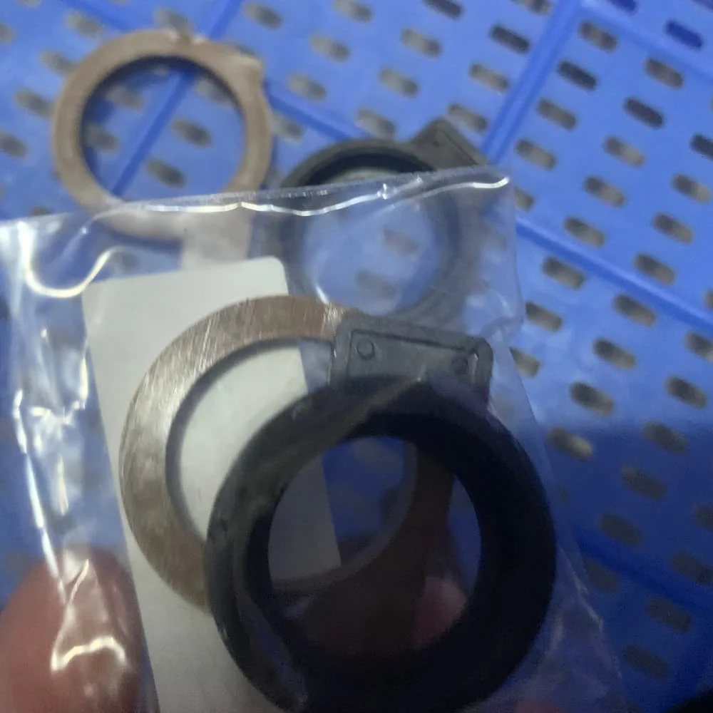 

2H425150 2BR20180 Fuser Upper Heat Roller Bushing for KYOCERA FS 1100 1300 1350 2000 1028 1128 1030 1130 1035 1135 MFP KM2810