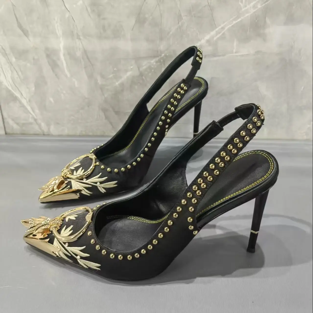 

Embroidery Velvet Women Sandals New Fashion Design Metal Rivets Pumps Female Thin High Heels Buckle Strap Luxury Dressing Shoes