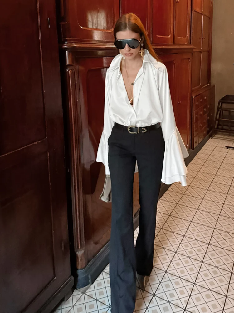 

Women's Elegant Solid Ruffle Bell Sleeve Loose Blouse Trendy Lapel Single Breasted Cropped Shirts 2026 Spring Daily Casual Wear