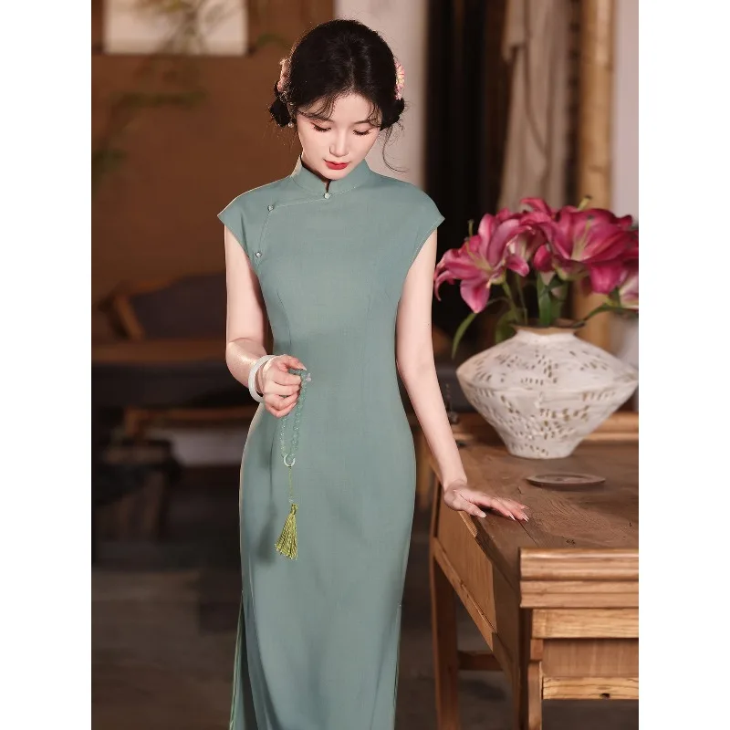 New Chinese style green sleeveless cheongsam female slim temperament simple and elegant daily improvement dress spring
