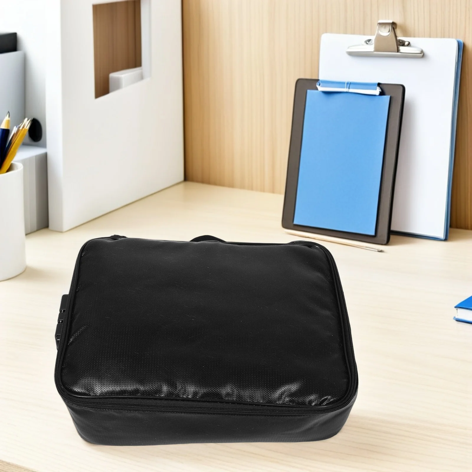 Tas Dokumen Tahan Api Hitam Kapasitas Besar Pengatur File Dengan Kunci Kotak Penyimpanan Sertifikat Tahan Air Untuk Paspor Uang Tunai