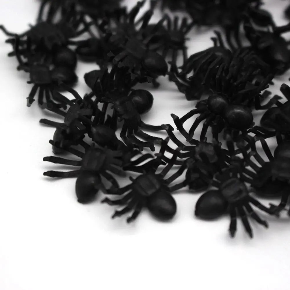 Plastic Black Spider Trick Toy, Prop casa assombrada, Decoração Halloween, 50 pcs