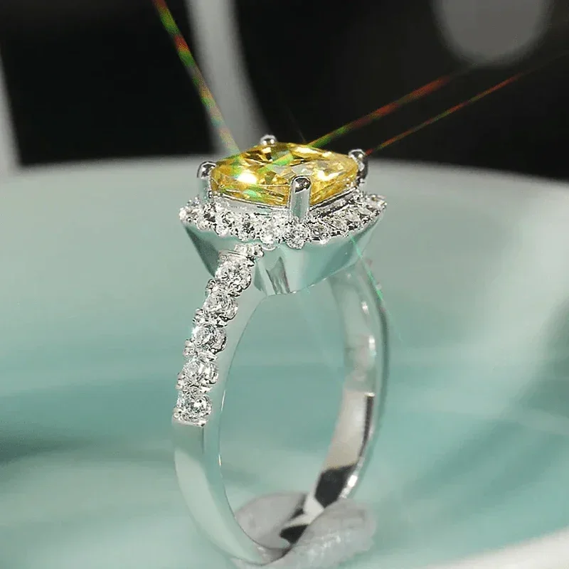 New Elegant Yellow Cubic Zirconia Women Rings Luxury Wedding Anniversary Party Lady\'s Accessories Bright Fashion Jewelry