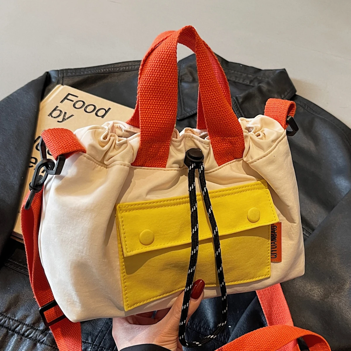 Die neue Unisex-Umhängetasche, funktionale Outdoor-Schultertasche, Pendler-Schultertasche, Aufbewahrungstasche, Damen-Rucksack mit Kontrastfarben – Detail 10