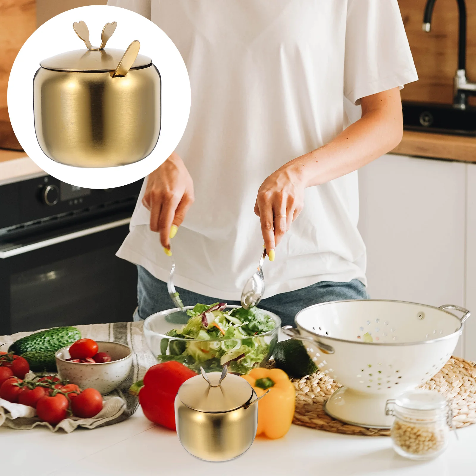 

Stainless Steel Seasoning Box Sugar Bowl Condiment Container Salt Spice Holder Spoon Round Kitchen Storage Jar for Home