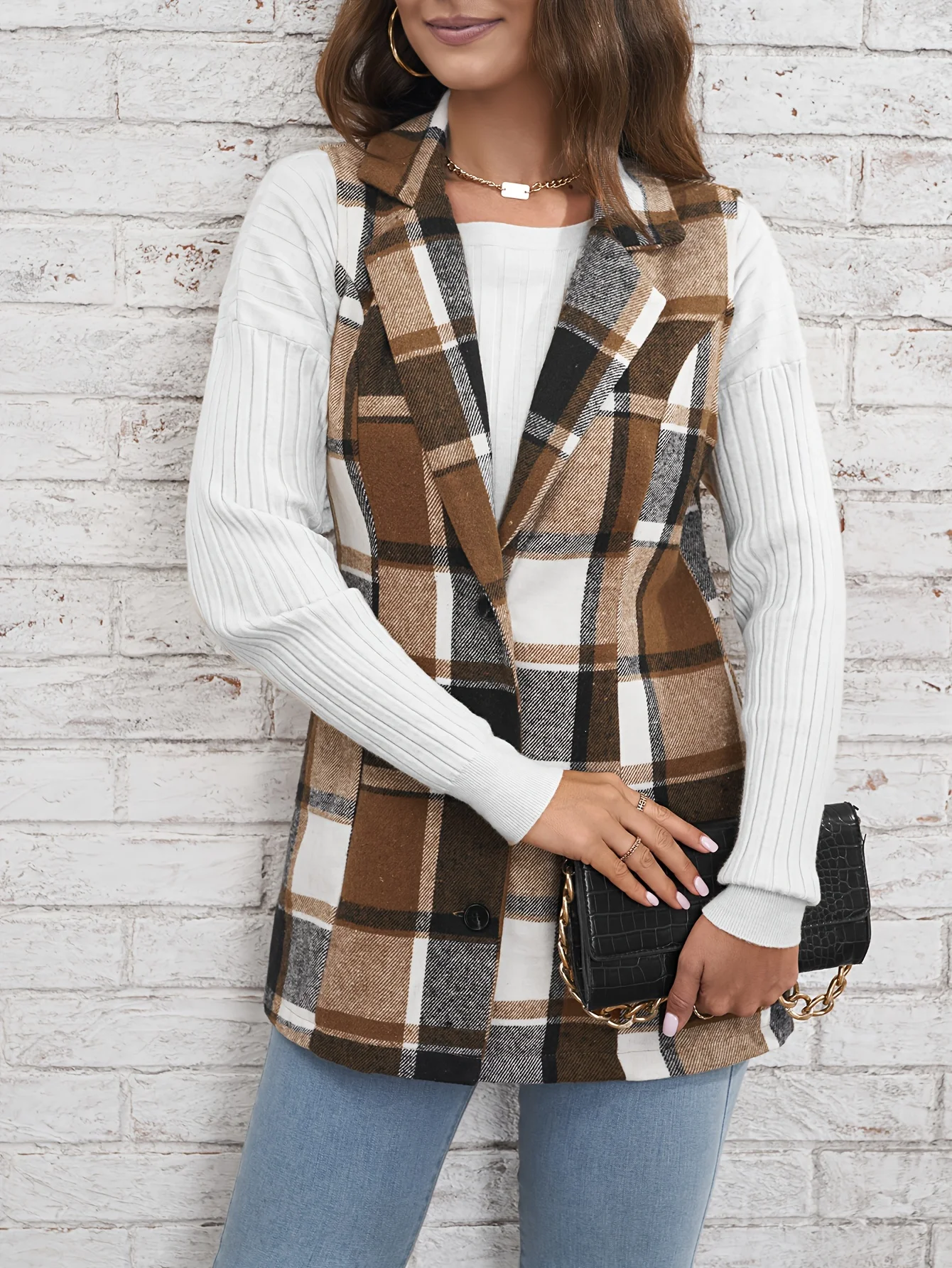 European and American women\'s fashionable and elegant diagonal plaid flip collar button vest