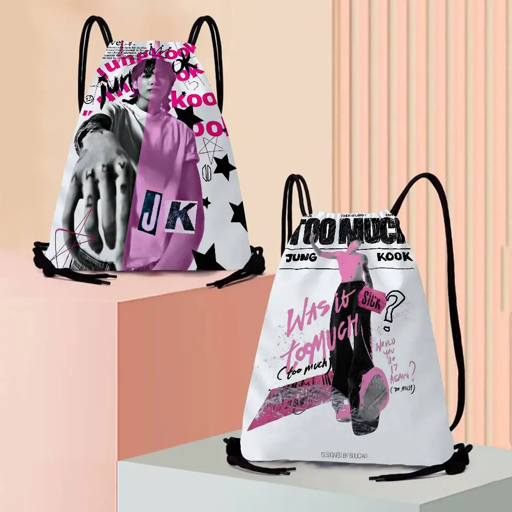 KPOP J-Jung K-Kook 1 قطعة حقيبة ظهر برباط حقيبة ظهر بسلسلة أكياس السرج حقيبة السائبة للمدرسة اليوغا الرياضة الصالة الرياضية السفر #1