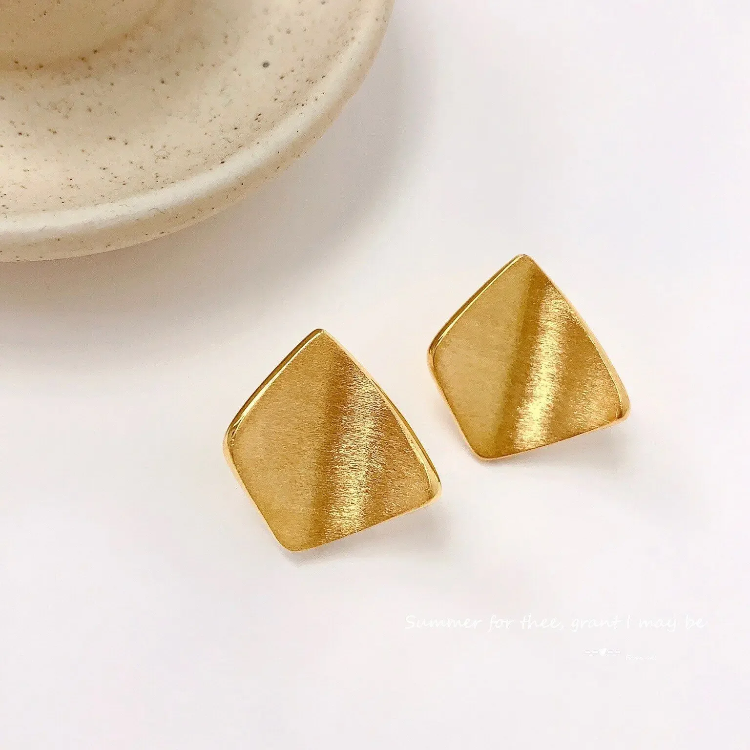 DSHIJOJ Rhombus Arc Design Women Stud Earrings 18K Yellow Gold Made Simple Jewelry