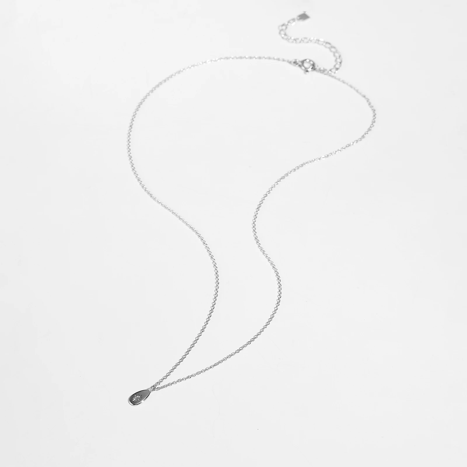 ANDYWEN New 925 Sterling Silver Gold Ovals Star CZ Pendant Tiny Charm Long Chain Necklace 2021 Biżuteria ślubna dla kobiet Prezent — zdjęcie 4