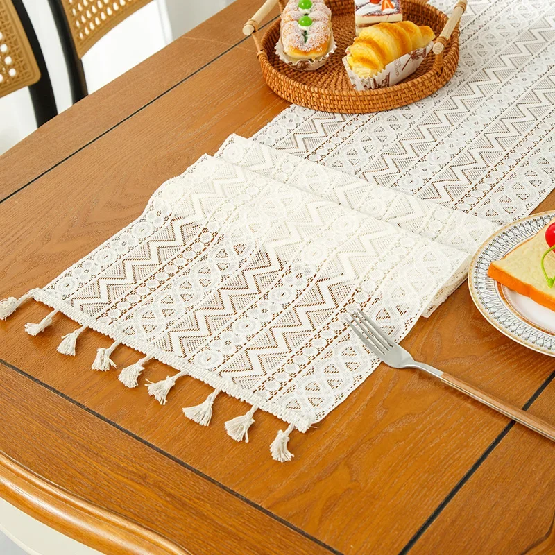 

Cotton and Linen Vintage Table Runner Boho Table Runner for Home Decor Dining TableCloth Coffee Tables Cloth Tassel Table Flag