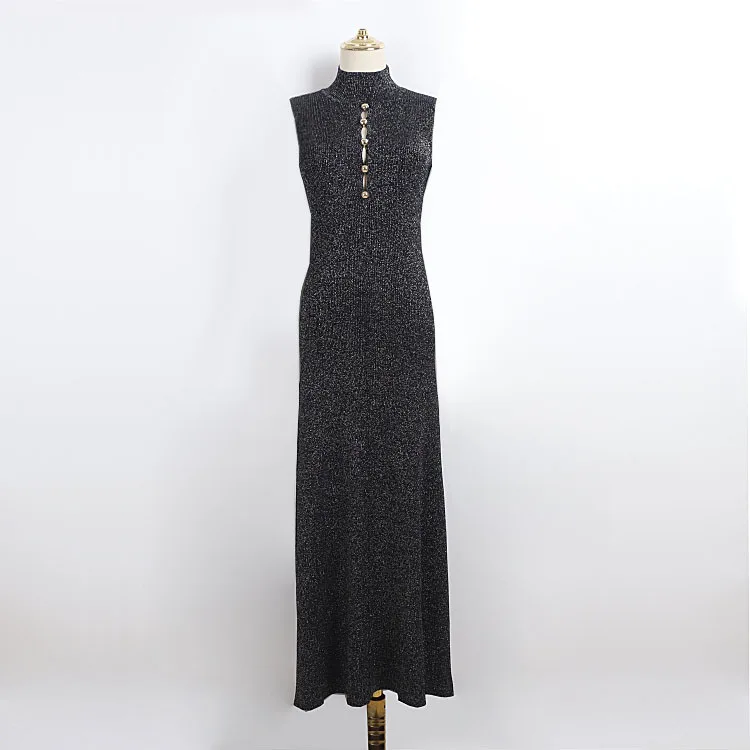 Dames geribbelde mouwloze maxi-jurk met nephals, gouden knopen, slim-fit, wijde zoom, elegante jurken, minimalistische Franse gebreide jurk