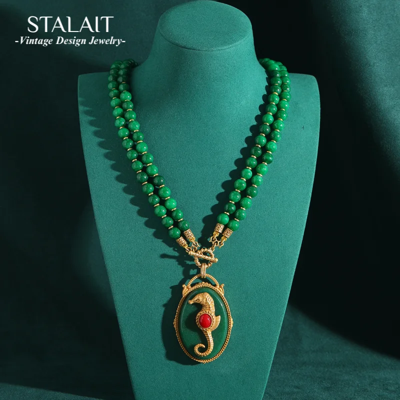 

Emerald Green Natural Stone Sea Horse Pendant Blue Beaded Necklace Antique Jewelry for Women Vintage Korean Fashion Accessories