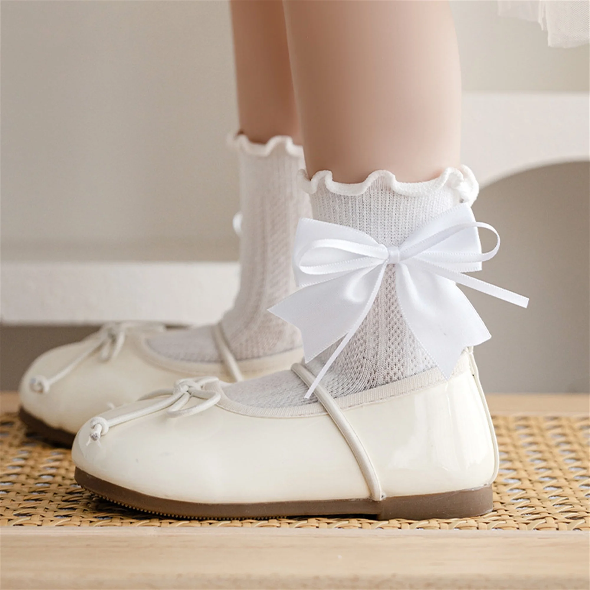 Meias adoráveis até o joelho para meninas com detalhes de laço em cores sólidas – Meias de malha de princesa doce para novidades