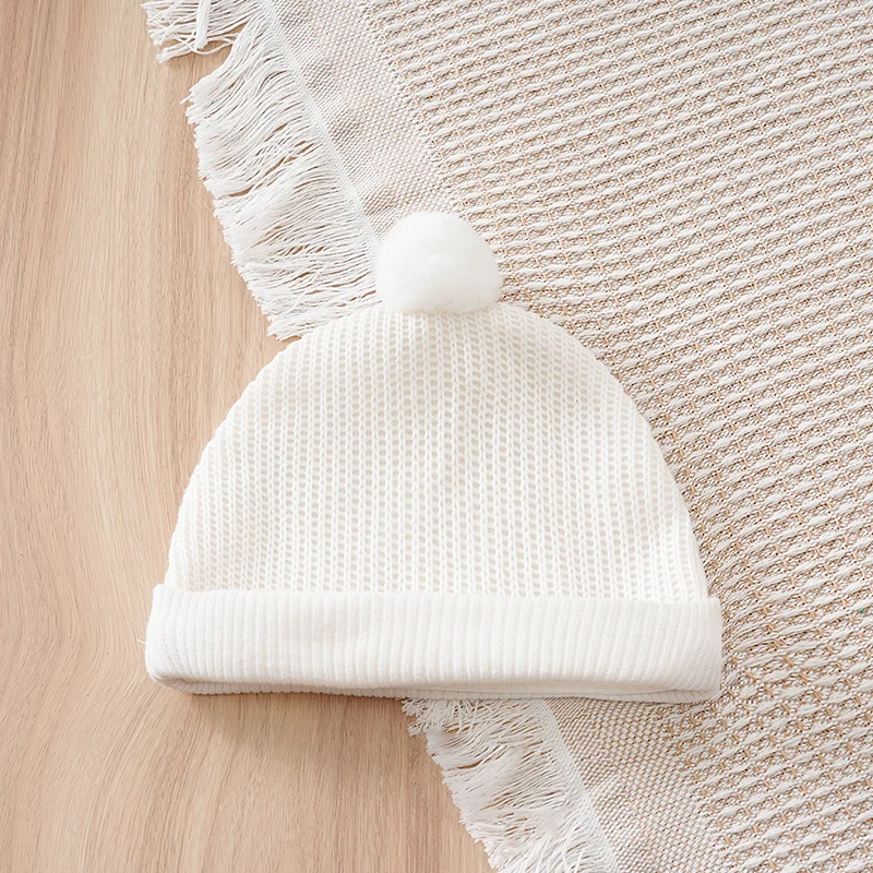 Spring and Autumn Knitted Newborn 2PCS Baby Onesie+Hats Minimalist Round Neck Button Comfortable Casual Raglan sleeve design 3