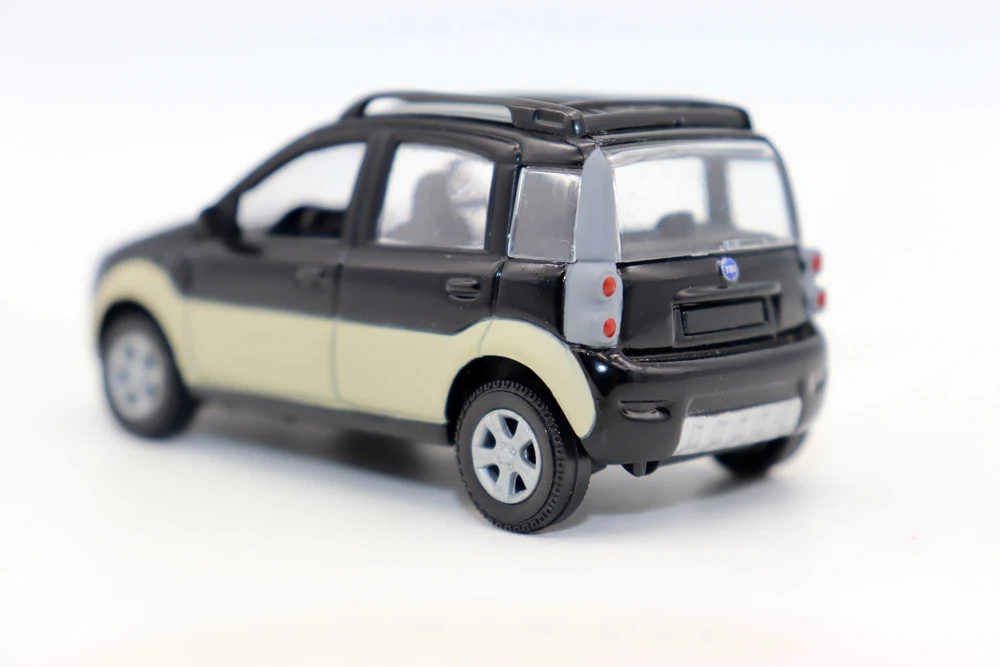 NEW 1 43 Scale Fiat Panda SUV Diecast Alloy Simulation Toy Car Models for collection gift