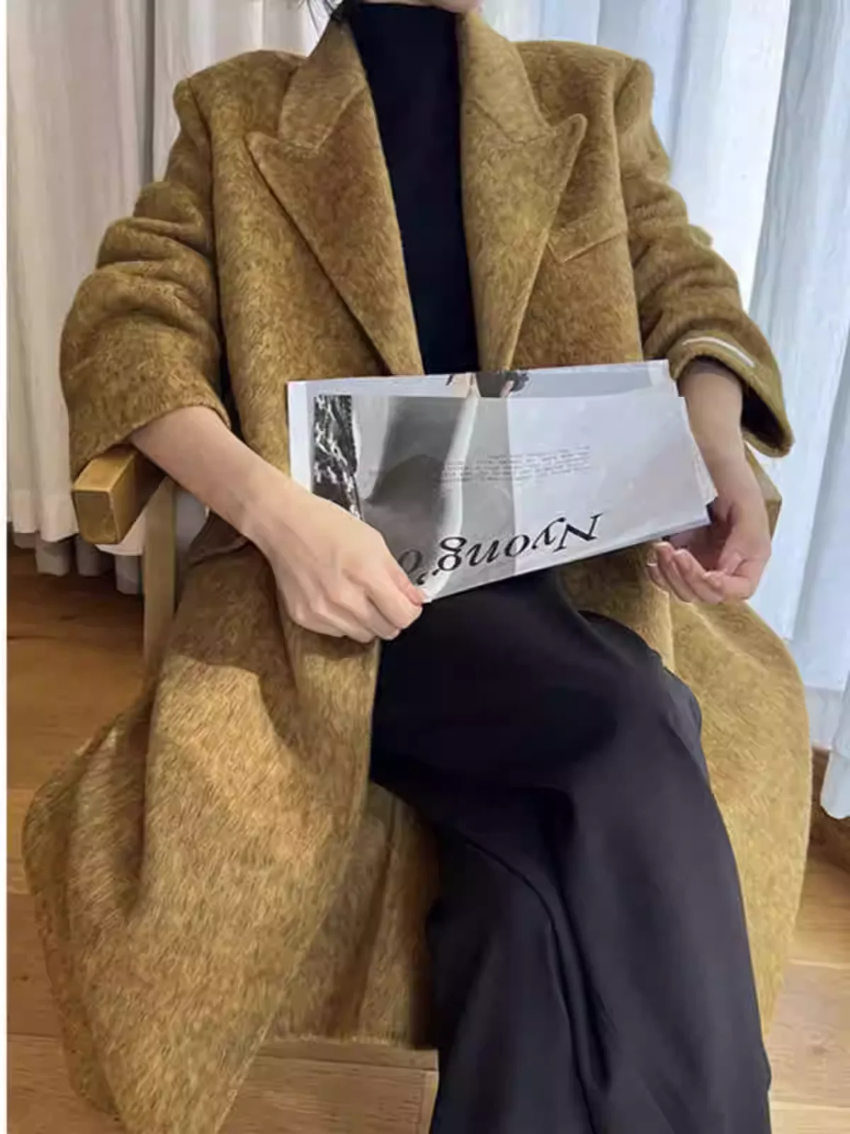 

Korean Sle Loose Woolen Coat Charcoal Bla Hepburn Double-Faced Camere Thiened Women's Coat Autumn Winter New Arrival