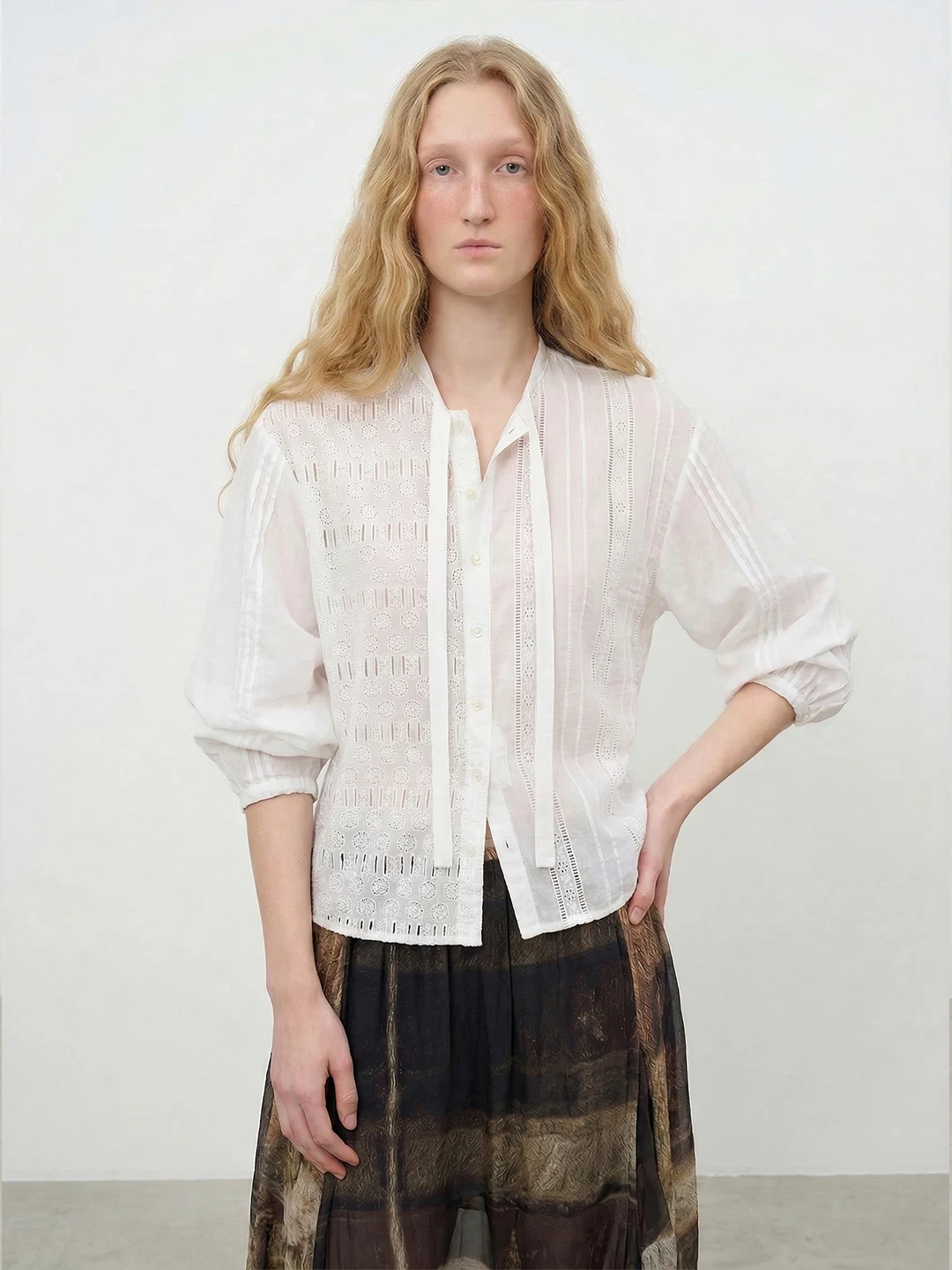 

Женская повседневная рубашка LANVIVIER из хлопка с вышивкой, кружевом, ажурными цветочными узорами, короткими рукавами-фонариками и бантом, белая