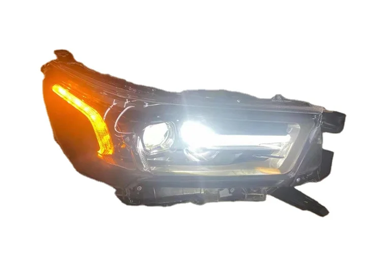 ZESTAW ZELENOŚWIETLĄCYCH REFLEKTORÓW LED ZEWNĘTRZNYCH 4X4 DO TOYOTA HILUX REVO/ROCCO 2021-2024