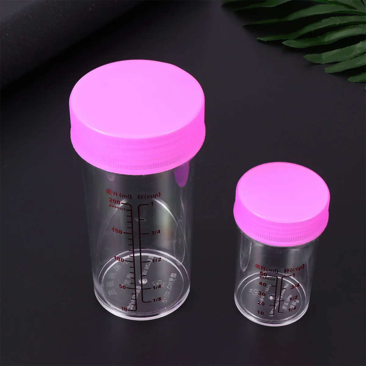 

2 pcs Plastic Measuring Cups Liquid Beaker Transparent Orange with Lids PP Material Reusable Crafts