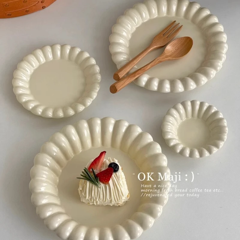 

Высококачественная керамическая тарелка, домашняя обеденная тарелка в западном стиле, круглая тарелка, плоская тарелка, десертная тарелка, тарелка для макарон