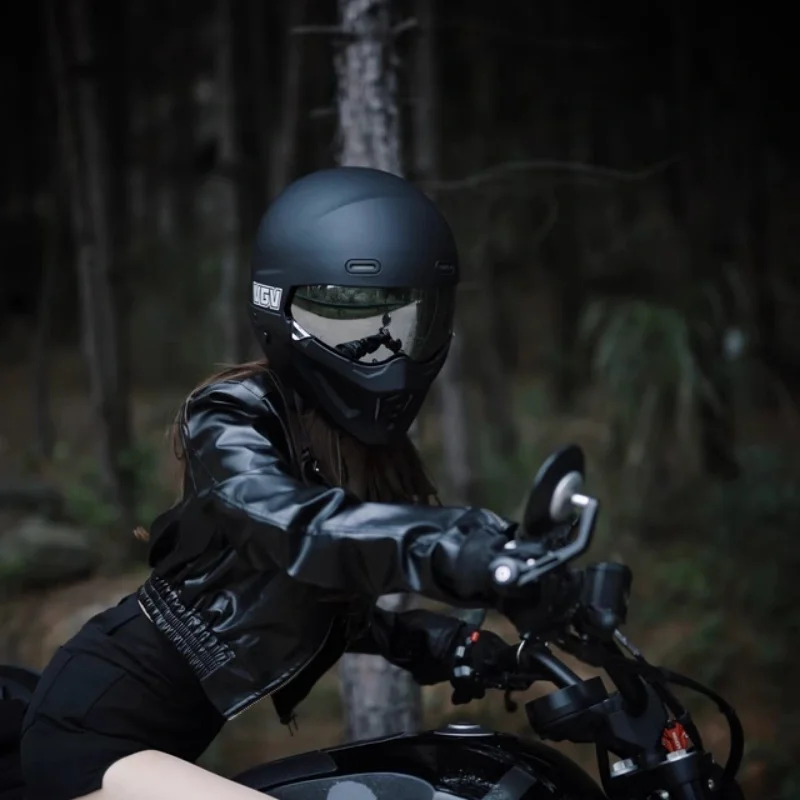 

Detachable full face helmet, retro motorcycle half helmet, men's and women's autumn and winter cycling warm safety helmet