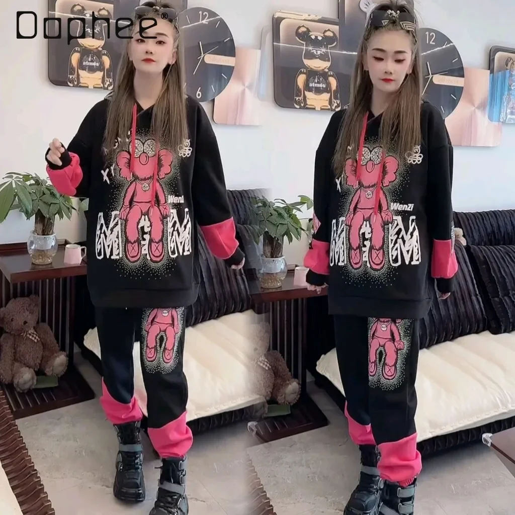 

European Goods Heavy Industry Hot Diamond Sweatshirts Autumn New Loose Cartoon Printed Top and Pants Casual Two-piece Sets Women