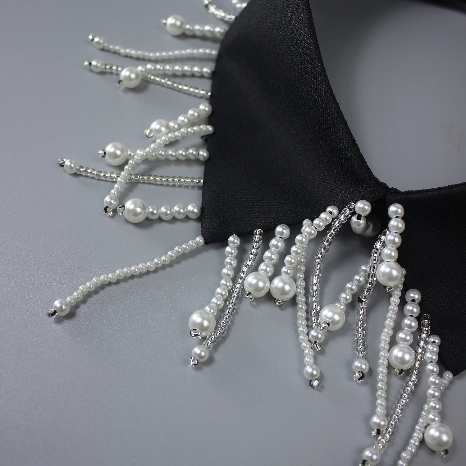 1 Stück Perlenkragen mit Perlenketten, handgefertigt für luxuriösen, glänzenden und exquisiten Look. Das ist etwas Außergewöhnliches. – Detail 3
