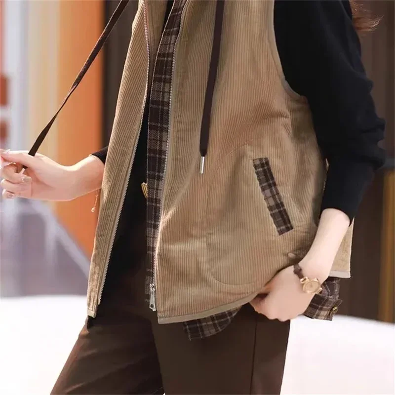 Spring Autumn Corduroy Vest Coat Women\'s New 2024 Loose Large Size Vests Jacke Khaki Brown Hooded Waistcoat Outwear Tops Female