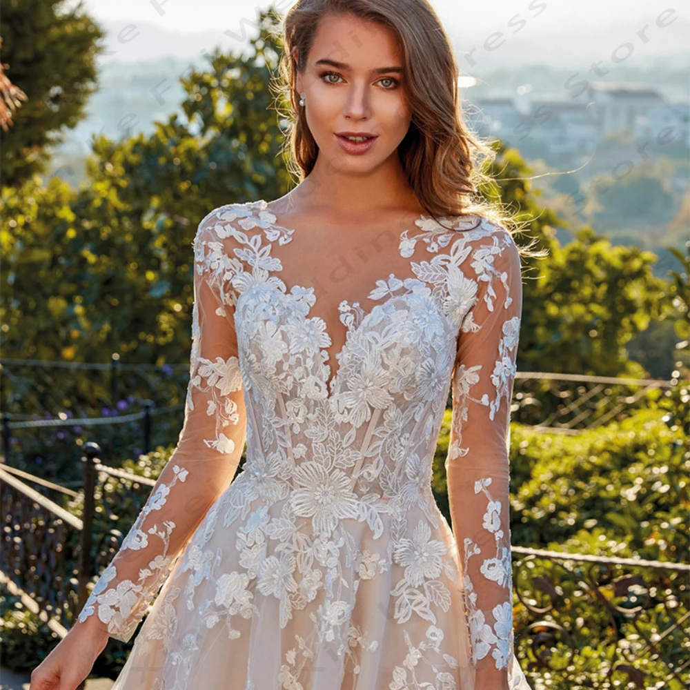 2024 Gorgeous Women's Wedding Dresses Lace Applique Round Neck Long Sleeve Princess Bridal Gowns Formal Beach Party Fashion Robe