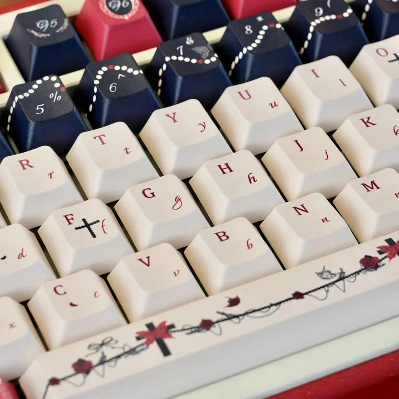 Palace Secrets Anime PBT Key cap 125-toets Vijf zijden Dye Sublimation Keycaps Cherry Profile voor MX Switches Mechanisch toetsenbord
