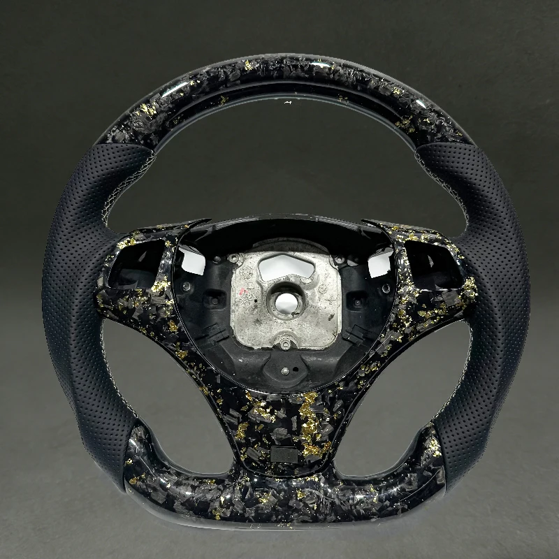 

Золотистый кованый карбоновый спортивный руль с перфорированной кожей для BMW E92 E90 E91 E93 320i 325i 330i (DIY)