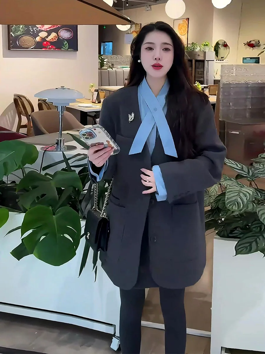 

Зимний модный комплект из твидового жакета и юбки для женщин, высококачественный, из полиэстера, с дизайнерским дизайном в стиле пэчворк.