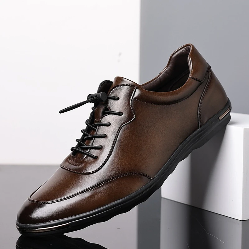 

Мужская повседневная обувь, кожаные удобные кроссовки на мягкой подошве, легкая уличная обувь для вождения, деловая спортивная обувь, новинка 2023 года