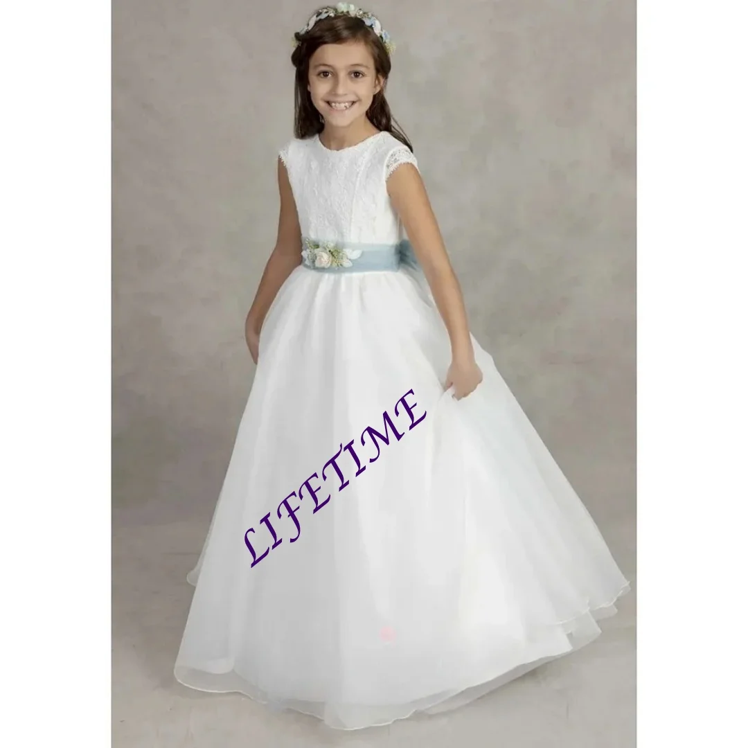 Customized A-Line Lace Communion Dress with Blue Tulle Belt Half-Sleeve Flower Girl Vestido Para Comunión