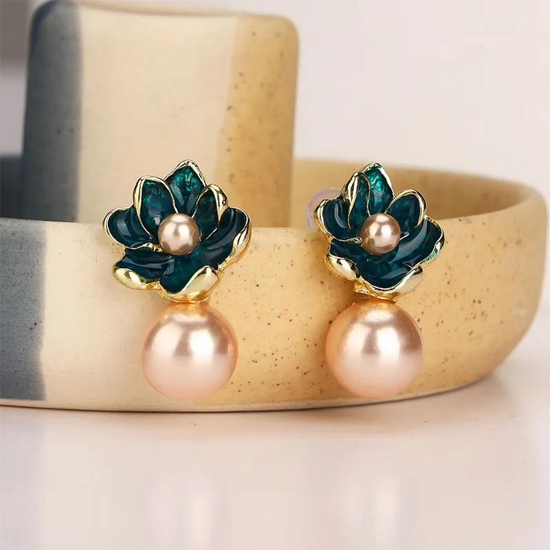 Vintage Temperament Green Flower Earrings, Vintage High-End Earrings, Earrings Accessories, Ladies' Gifts
