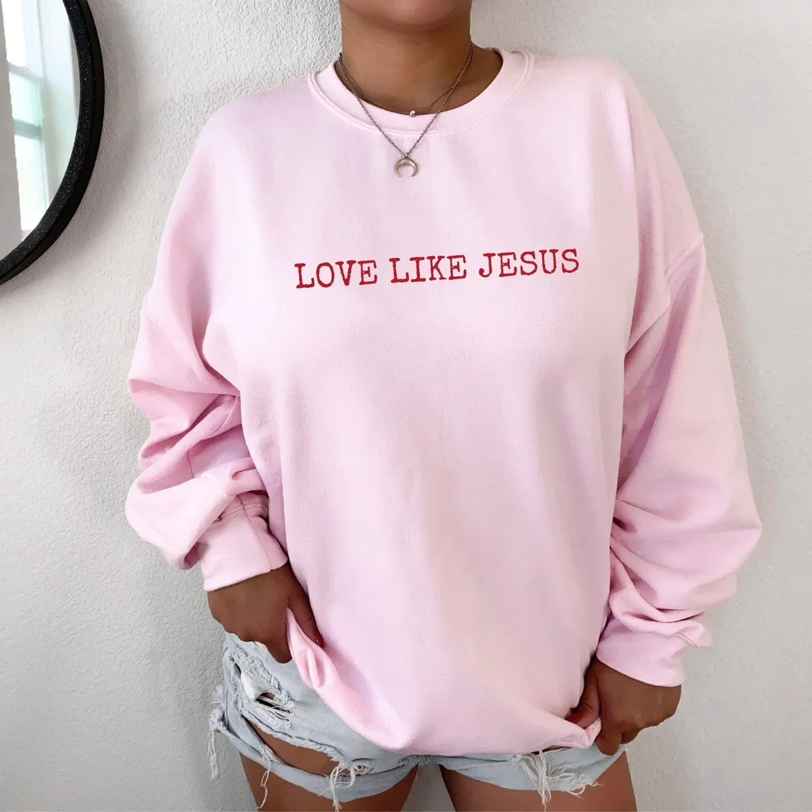 

Skuggnas Love Like Jesus Graphic Sweatshirt Christian Sweater Aesthetic Christian Clothes Spring Fashion Jesus Cotton Jumper