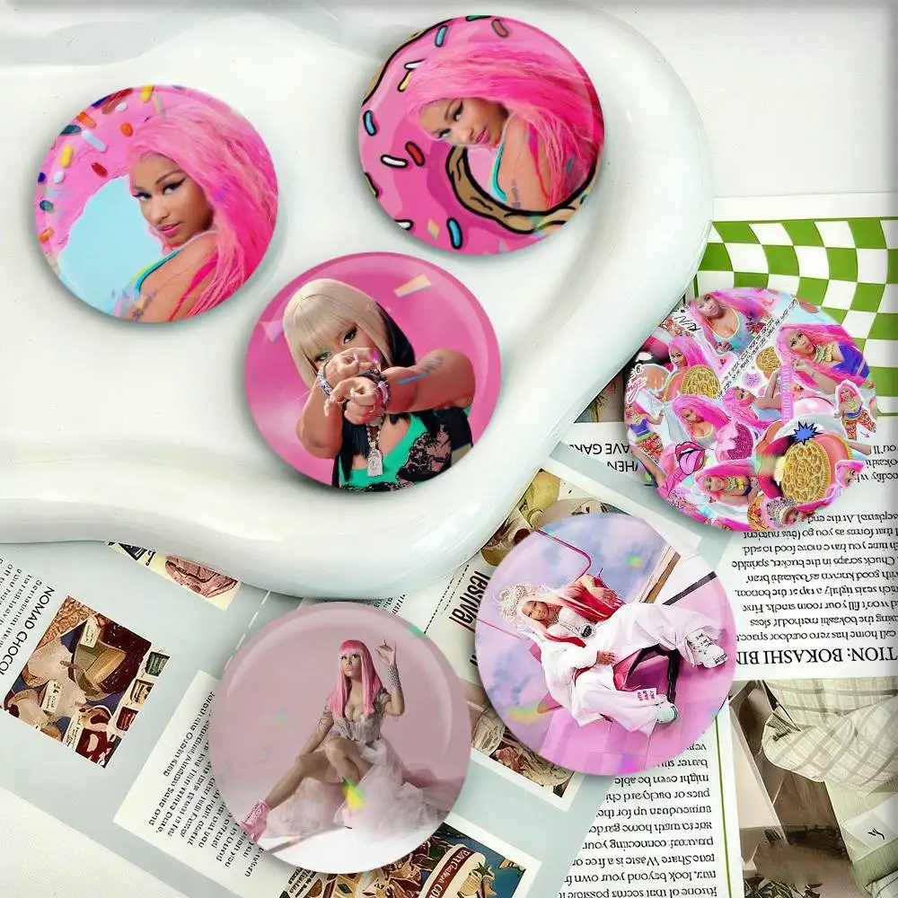 Singer Nicki Minaj Badges 25 32 44 58 75 mm Round Fans Collect Friends Gifts Brooch Souvenir