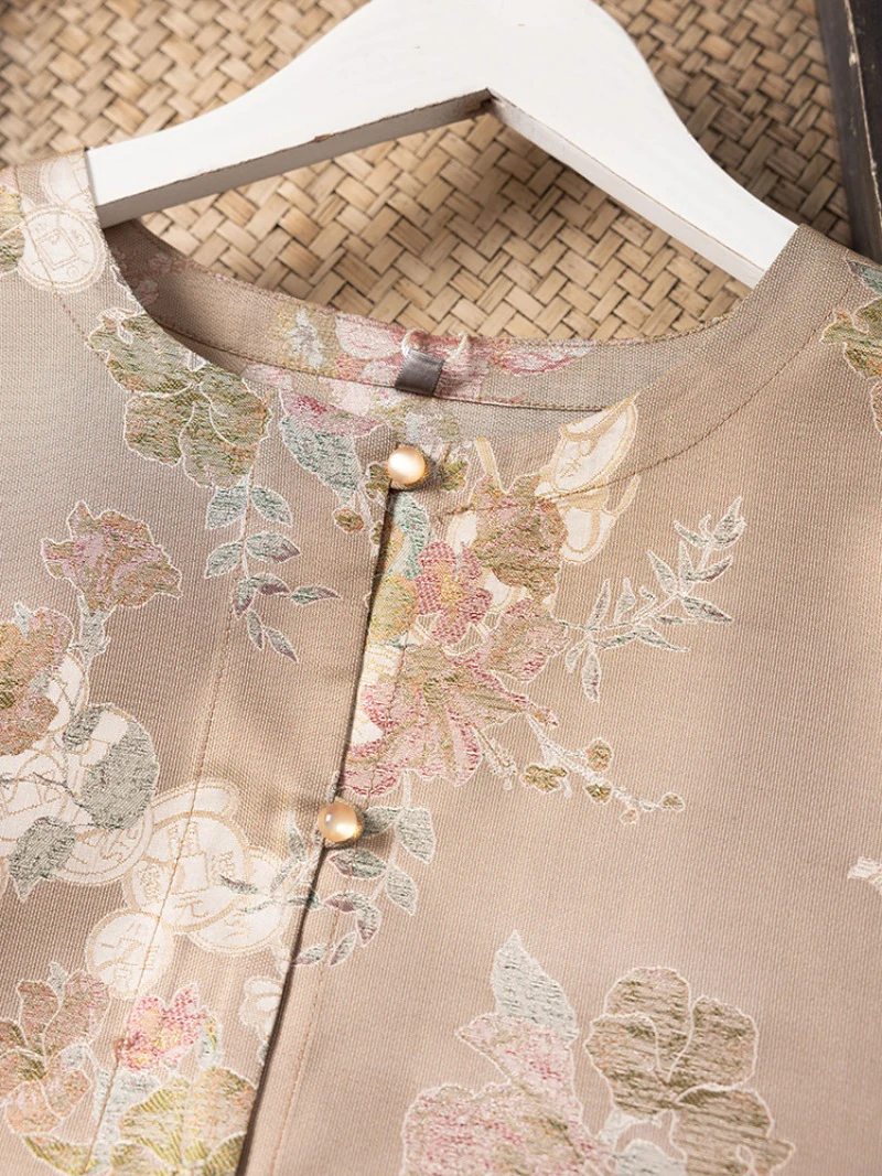 معطف نسائي موضة خريف 2025 جديد متعدد الاستخدامات مريح 100% من حرير التوت الطبيعي أغنية مطرزة برقبة دائرية وأكمام طويلة