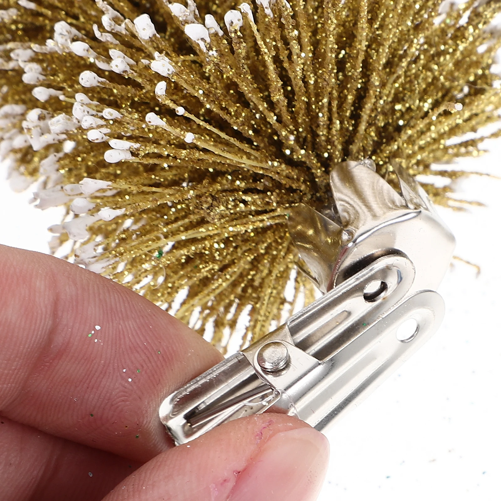 

3pcs Mini Christmas Decor Colored Pvc Metal Tabletop Xmas Tree For Holiday Party Home Office Artificial Snow Pine Tree Desktop