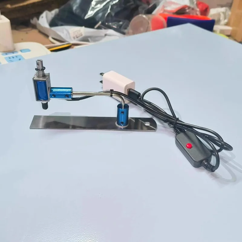 Universe Grocery Store Automatic Keyboard Clicker, Game Hanging Up Automatic Connection Artifact