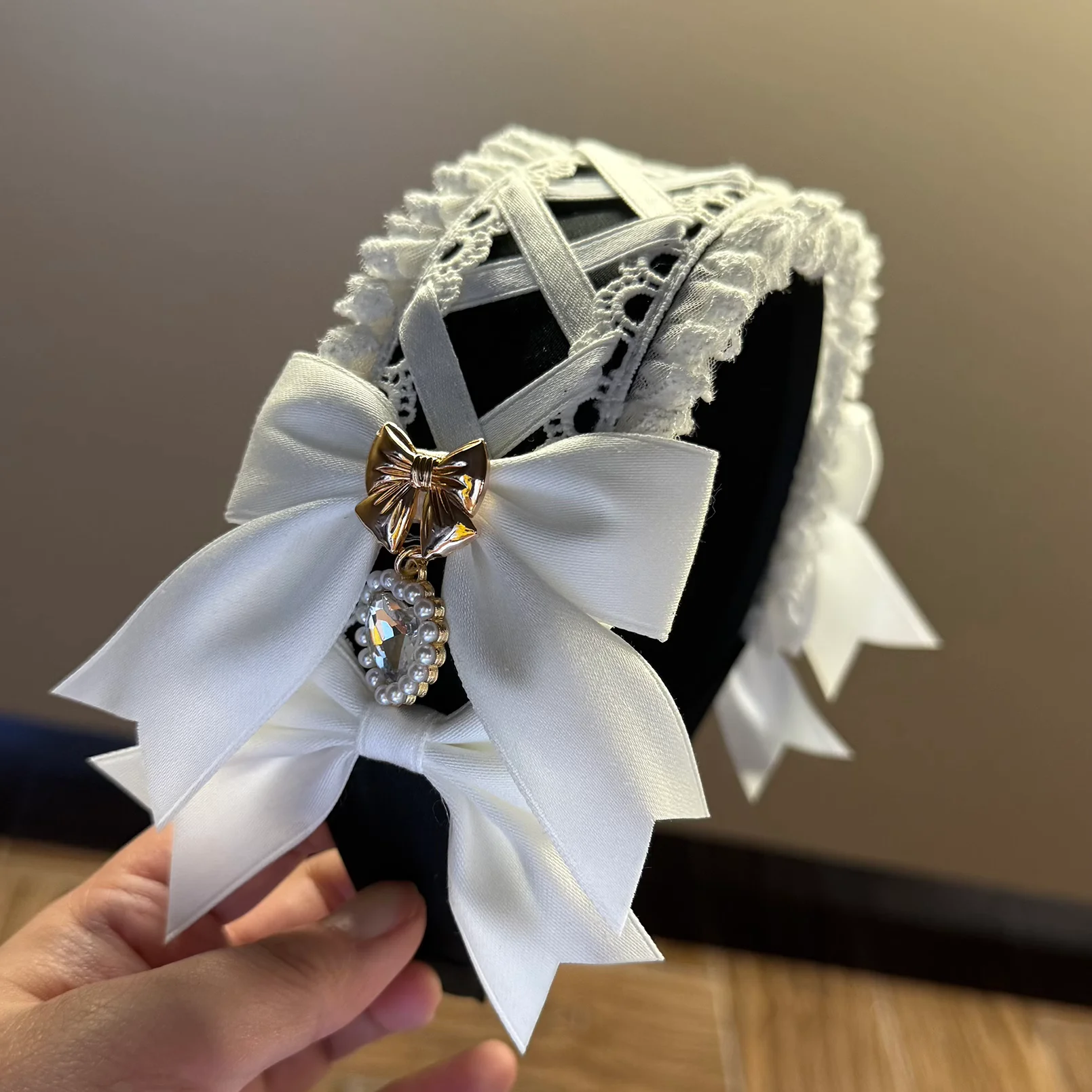 Handmade Harajuku Crumple Cross-tie Women Headband Bow Tie Heart Pendant Headpiece Lolita Subculture Gemstone Versatile Headband