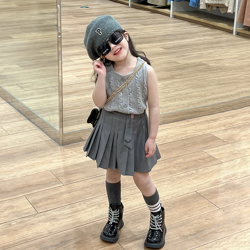 Girls Dress Design Sense 2024 Spring New Childrens Clothing Fashion Girl Baby Gray Pleated Skirt Casual Simple and All-matching