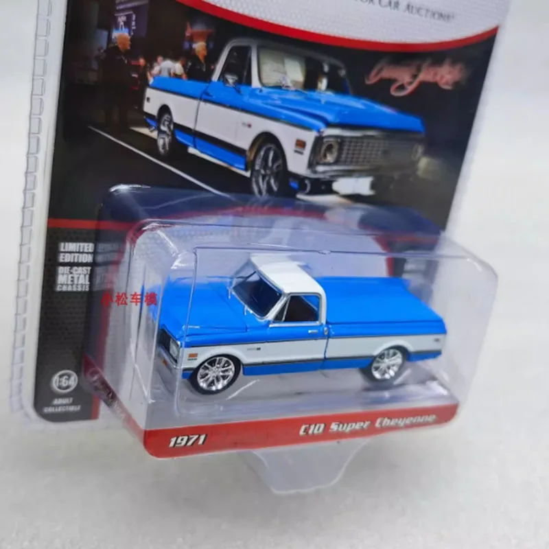GreenLight 1/64 Scale 1971 C10 Super Cheyenne Pickup Truck Blue Alloy Car Model Collection Display Toy Gifts Souvenirs