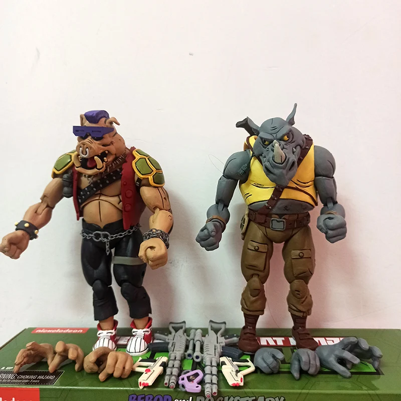 2PCS/Set NECA Shredder Michelangelo Foot Solder Donatello Krang Figure Bebop Rocksteady Turtle Figure Action Figurine Toy