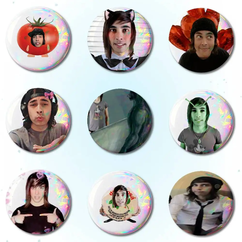 P-Pierce The S V-Vic Fuentes Funny Badges Round Brooch Cute Cartoon Idol Cosplay Badges DIY Backpack Clothing Jewelry Pins