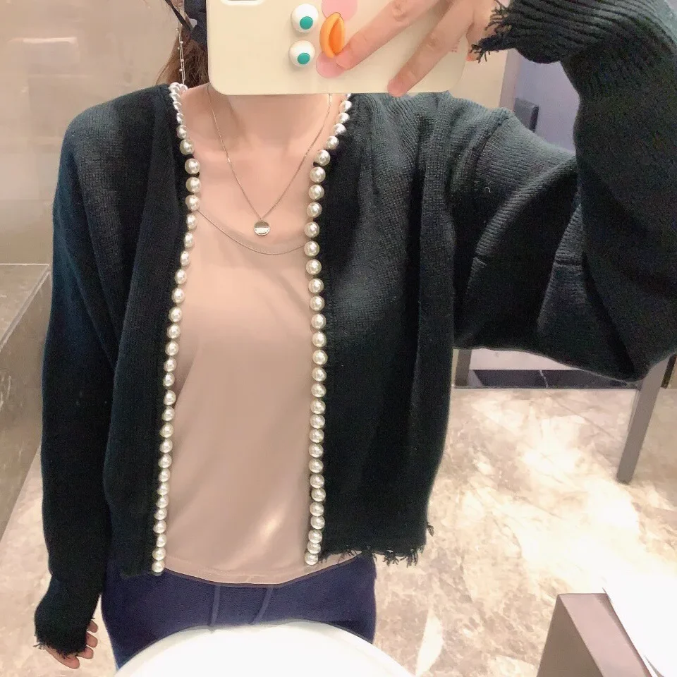 Women Clothing 2022 Spring and Autumn New Fashionable Design Sense Pearl Cardigan Coat Solid Color Short Knit Sweater for Women