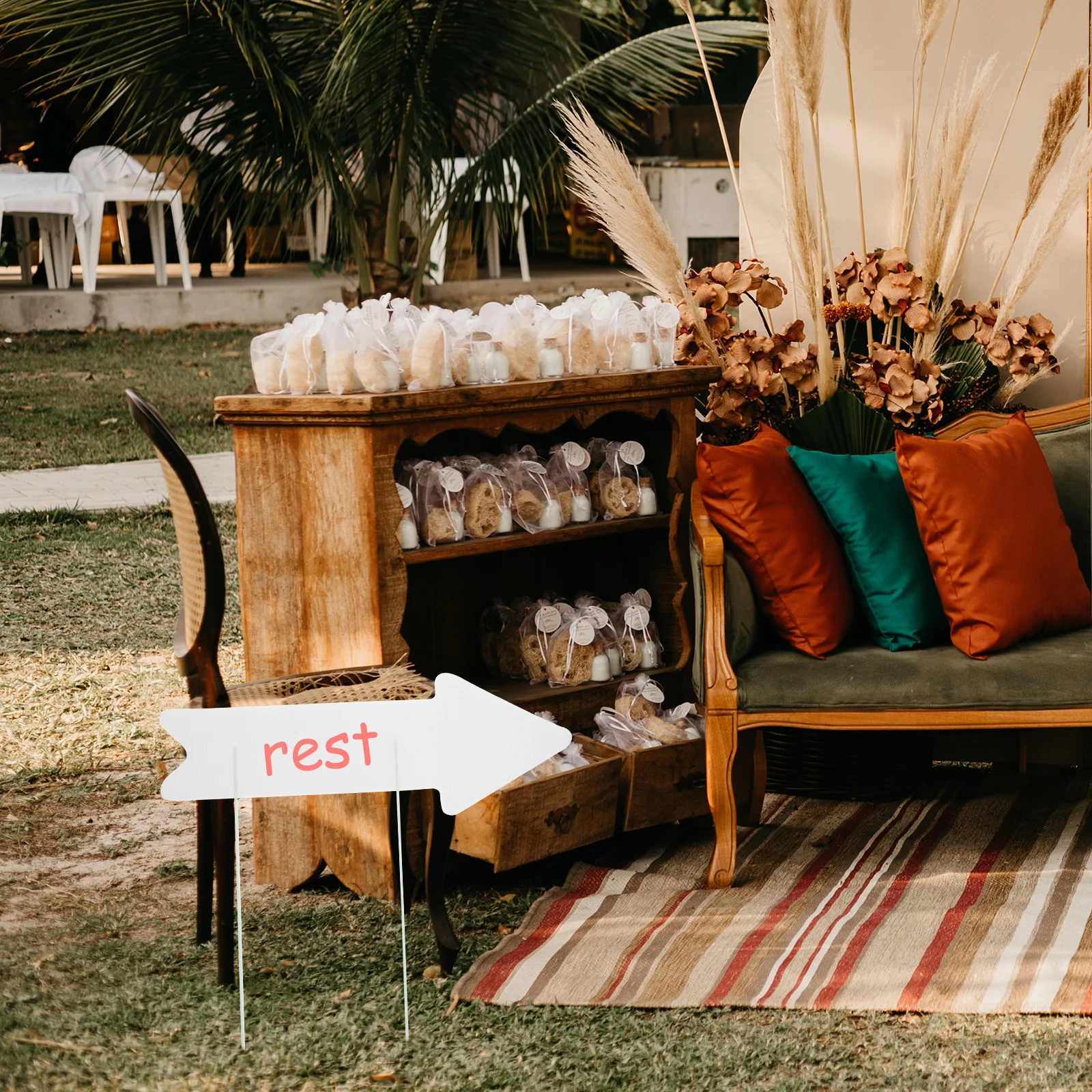 

5Pcs Blank Yard Signs Sturdy Plastic Lawn Signs DIY Outdoor Business Political Message Stakes Wedding Sign Wedding Welcome Sign