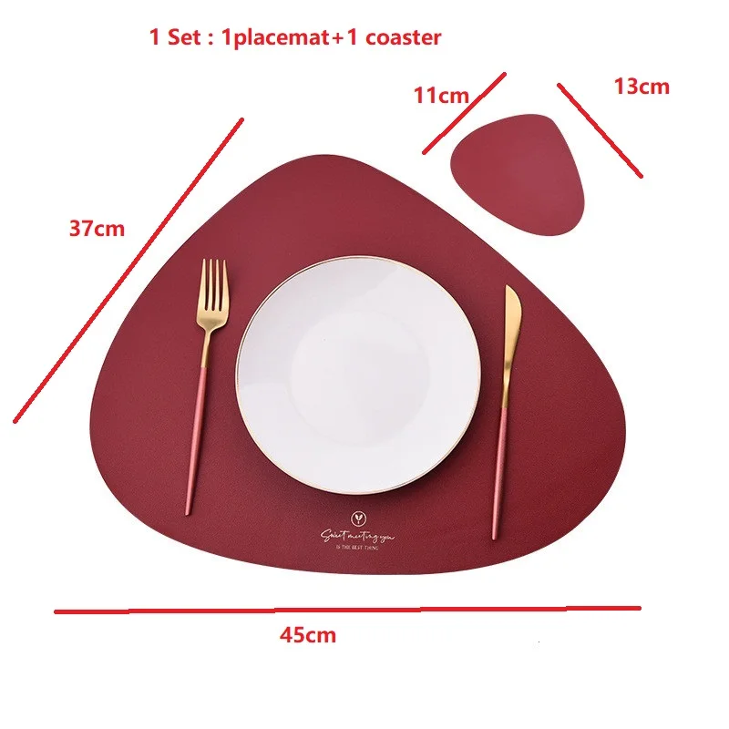 Inyahome Christmas Red Gold Leather Placemats and Coasters Set Coffee Mats Place Mats for Kitchen Dining Table Parties BBQ