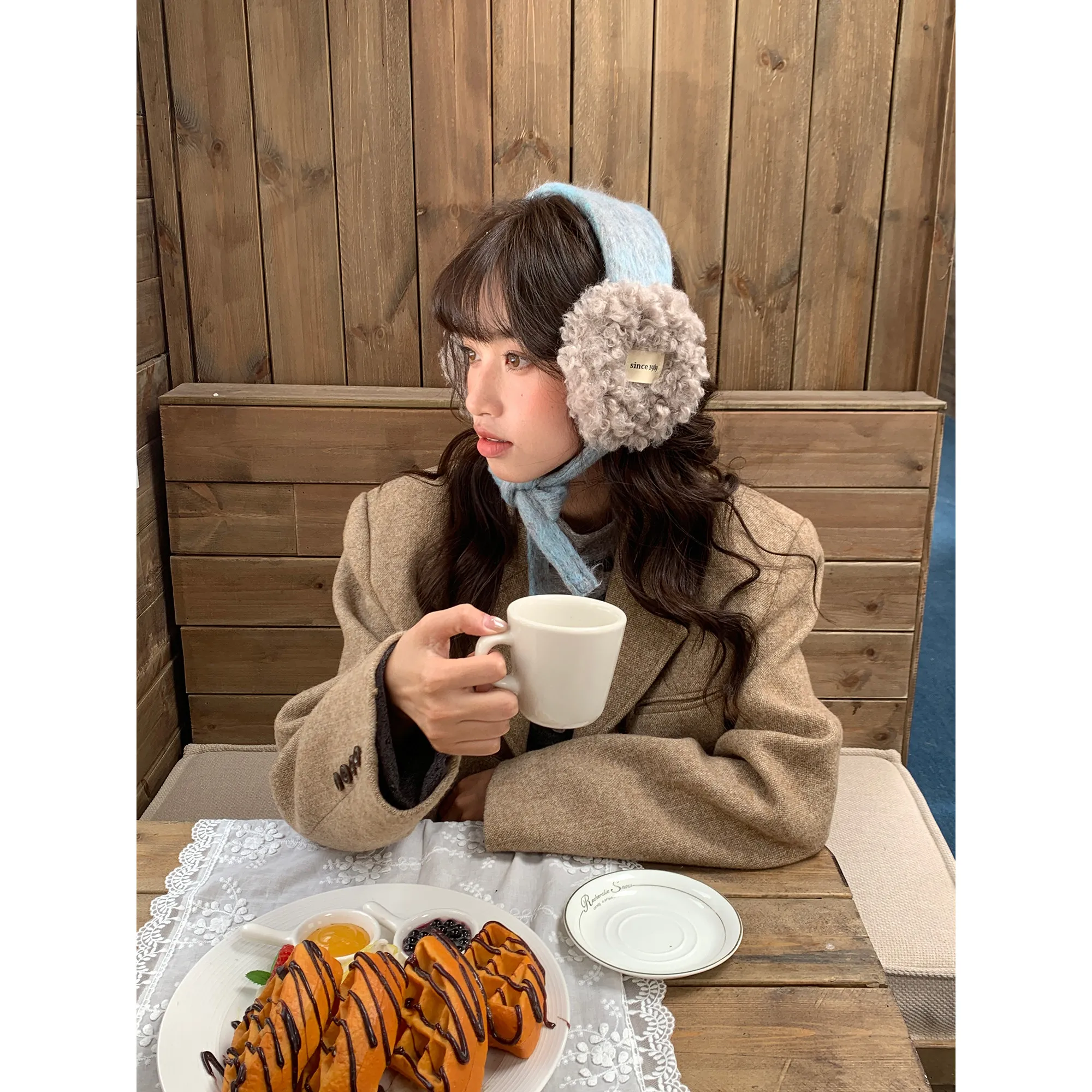 protetores-de-orelha-de-pelucia-cloud-velvet-com-laco-quentes-para-meninas-protecao-de-inverno-macios-e-confortaveis-estilo-coreano