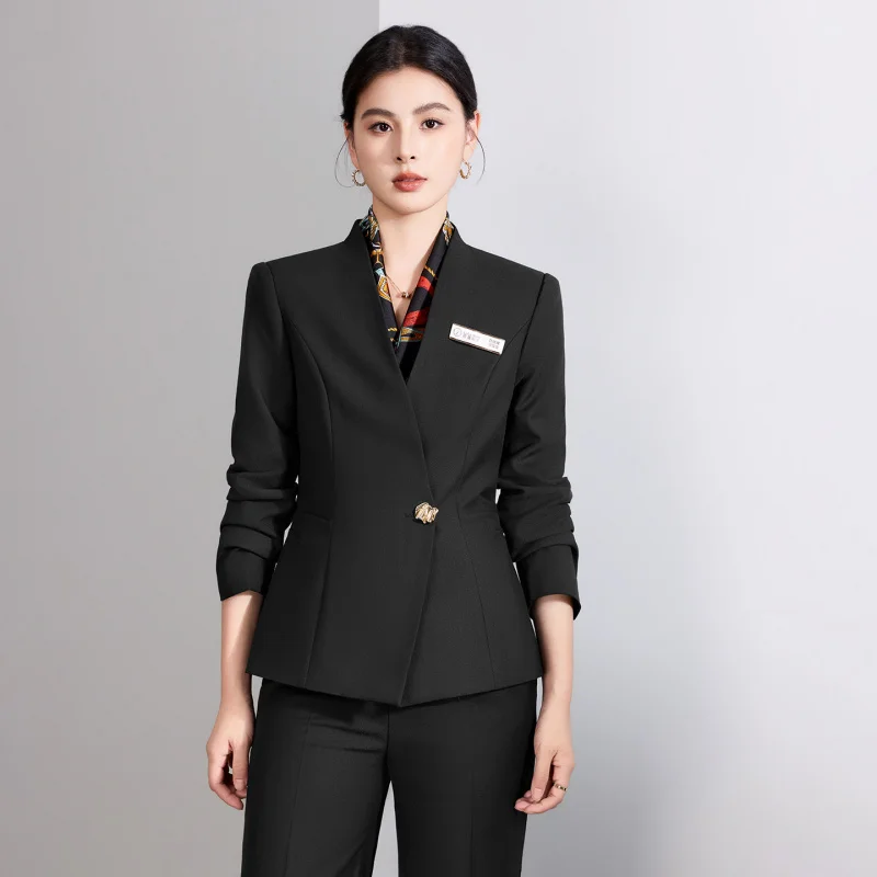 High-end women's suit set for hotel managers, slim-fit, elegant, suitable for commuting and formal occasions, professional attir